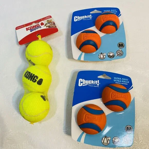 LOT Dog Toys Chuckit Ultra and Kong SqueakAir Balls