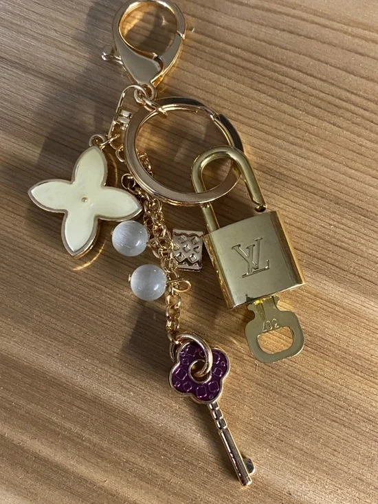 Authentic Louis Vuitton Padlock & Key Set #307 + Free Gift Charm