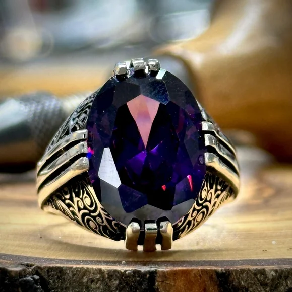 Beautiful Amethyst Silver Ring
