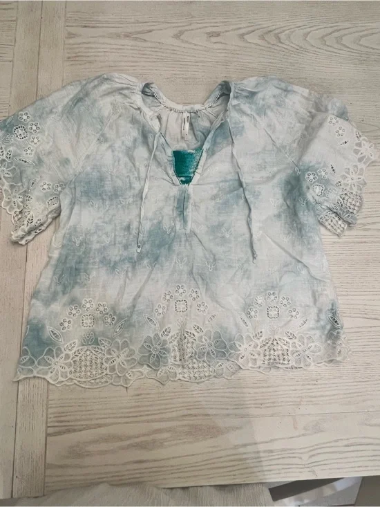 Anthropologie Pale Blue Tie-Dye Embroidered Peasant Blouse NWOT - Small