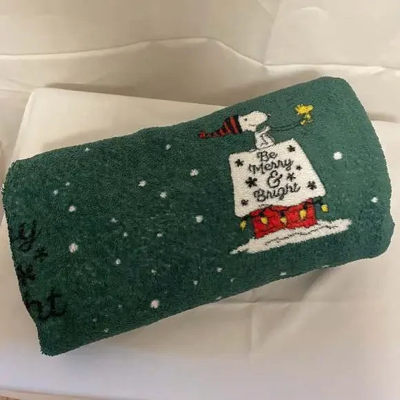 Be Merry & Bright SNOOPY Antlers 45x70 Throw Blanket‎ Peanuts Christmas Holiday