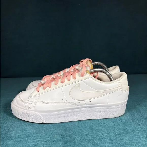 Nike Blazer Low Platform White shoes women’s 10.5
