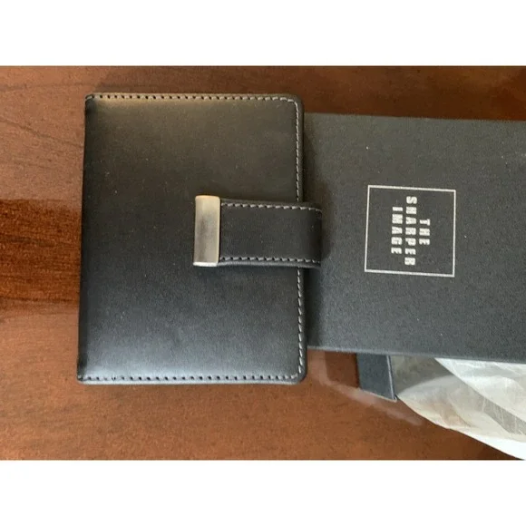 Sharper Image‎ ID/Credit Card Wallet
