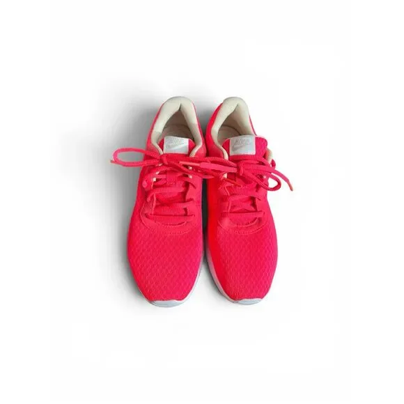 Nike Tanjun Solar Red Sneakers / SZ. 7