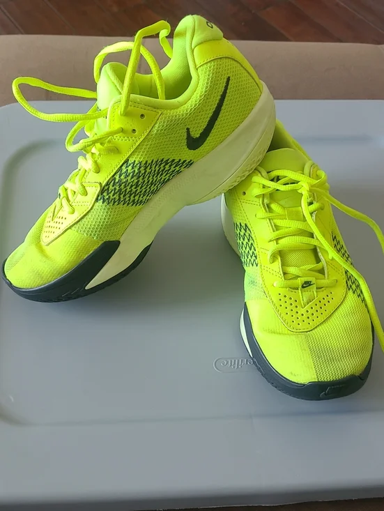 Nike GT Academy Neon Yellow and Black Athletic Sneakers Size 7.5