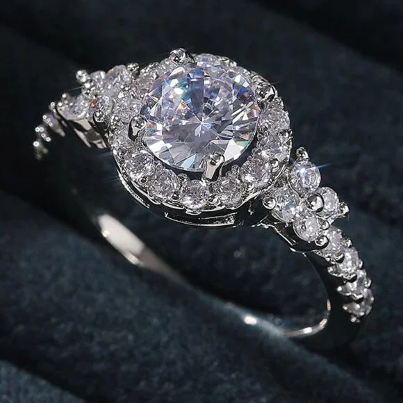 😍Classic Engagement Anillos Pure CZ Wedding Beautiful Ring for Women, L101