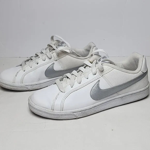Nike Court Royale Sneakers Women 6.5 Youth 5