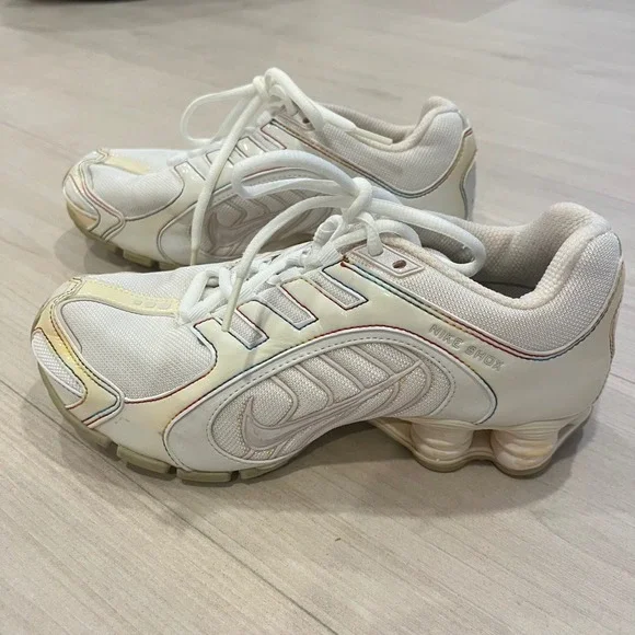 Nike Shox Navina Y2K streetwear Women's White Athletic Sneakers Shoes‎ Size 6.5