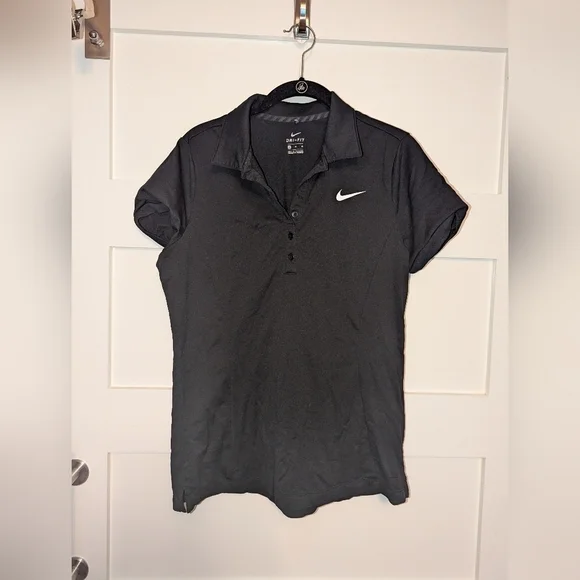 Women's Nike Dri-Fit collared shirt size XL. Women's black Nike shirt XL.