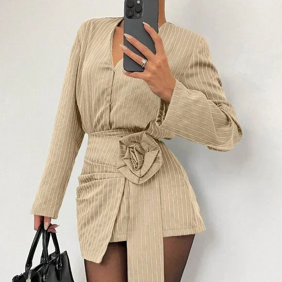 beige Casual Women's 3d Rose striped top & Mini Skirt set