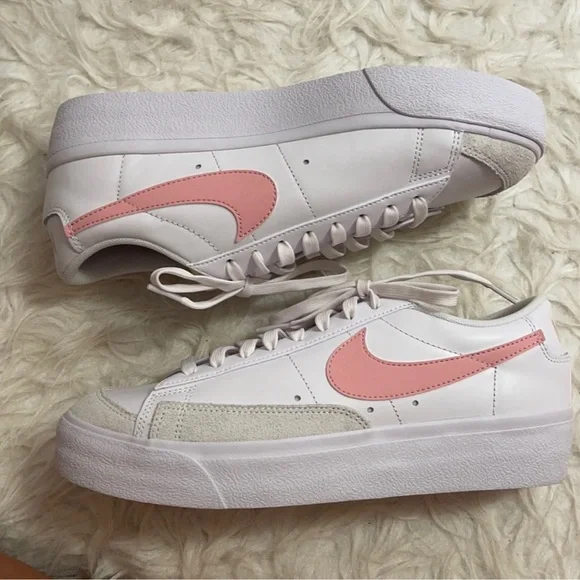 NIKE PINK PLATFORM BLAZERS