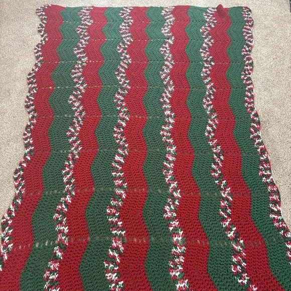 Handmade Christmas Holiday Lacy‎ Chevron Crochet Stitch Throw Blanket
