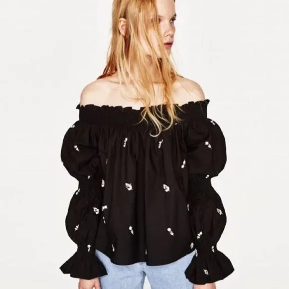 Zara Off Shoulder Embroidered Peasant Blouse Top Black Boho Romantic Size S