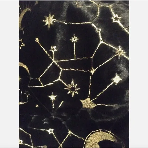 Rachel Zoe Halloween Black Faux Fur Gold Foil Blanket Metallic Celestial Moon