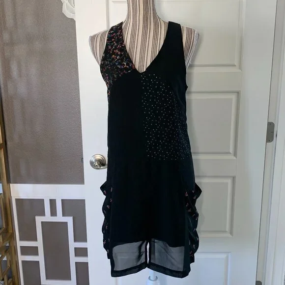 Leith Sleeveless Dress with Oversized Pockets