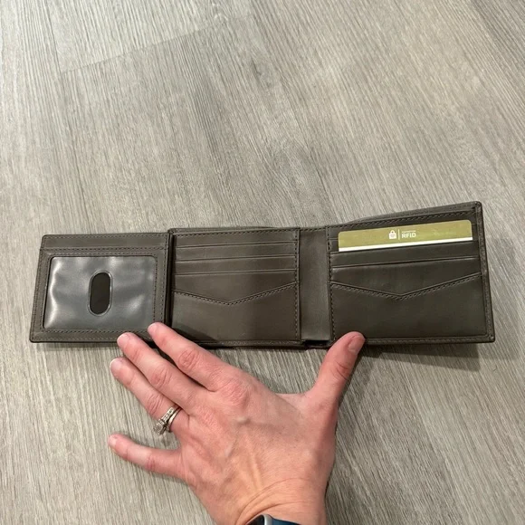 NWT Chic Brown/Gray Leather Wallet