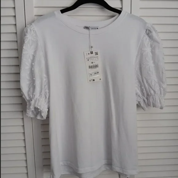 Zara Women's Puff-Sleeve White Top
