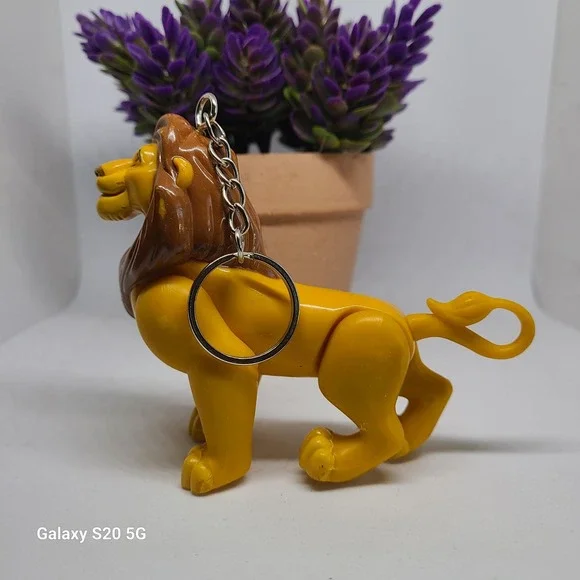 Burger King Corp Lion King Simba Keychain Toy Collectible Pre-Owned Unisex Gifts