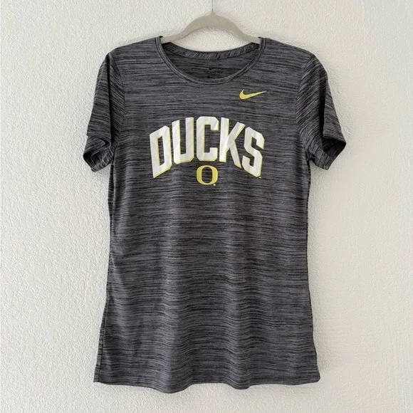 Nike Women's Gray Oregon Ducks T-Shirt size Small