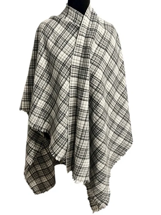 Old Navy Plaid Wrap Scarf One Size White Black