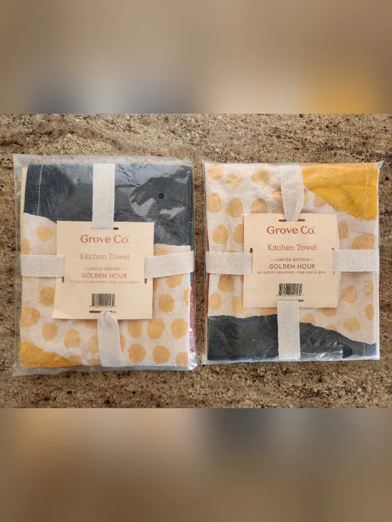 Grove Collaborative Kitchen Towel Set Of 2