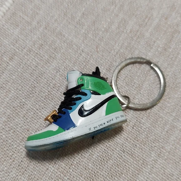 Keychain MJordan Swoosh‎