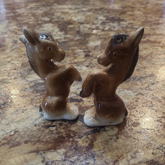 Salt & Pepper Shakers Donkey Set Japan