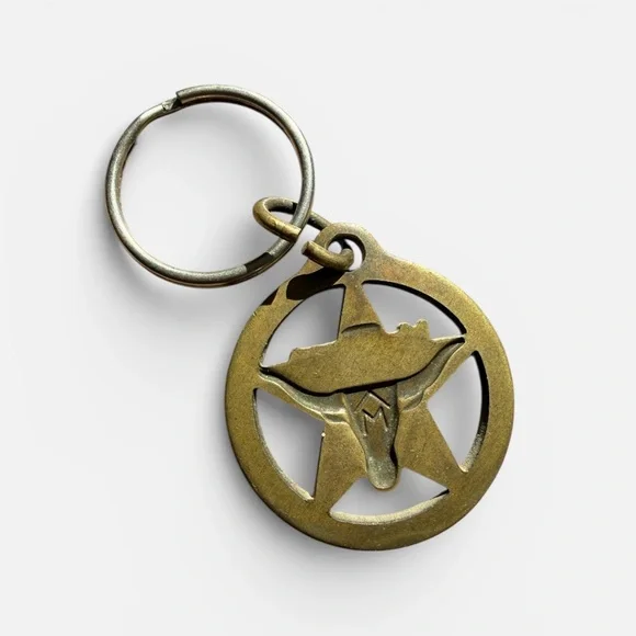 Marlboro Gold Bull Keychain - Vintage- Longhorn