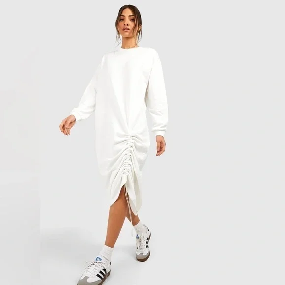 Boohoo White Long Sleeve Ruched Sweatshirt Dress Sz XS | Casual Chic Fall Outfit