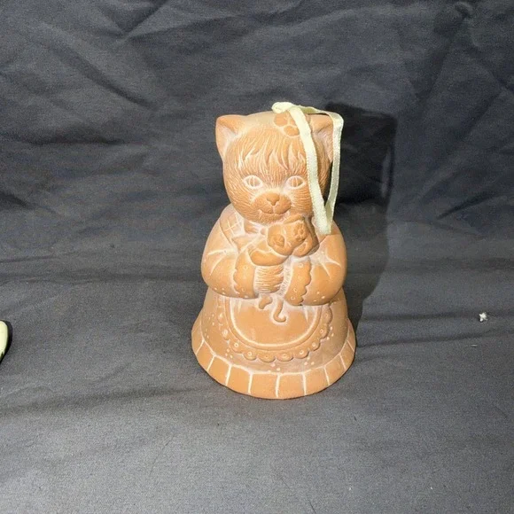 Cat Mama & Baby Kitten Terracotta Bell by Keypoint, Hanging Decorative Cat Bel