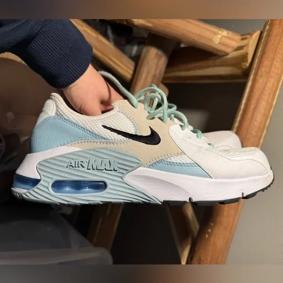 Nike Air Max Excee in White/Black-Summit White