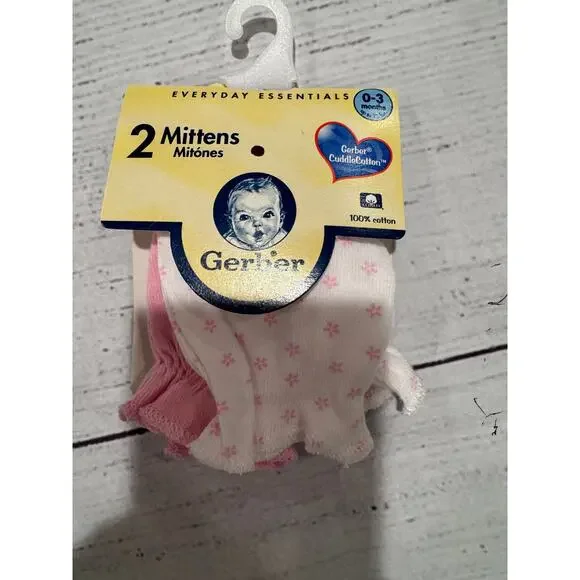 Vintage Gerber Mittens Size 0-3 months