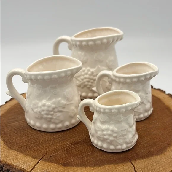 VTG Enesco Japan Ceramic‎ Measuring Cups Set of 4