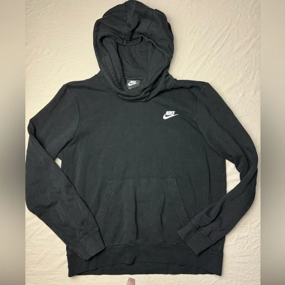 Nike sportswear pullover fleece Hoodie Sweater size Medium