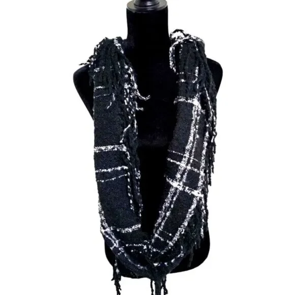 NWOT! Extremely Soft Infinity Scarf