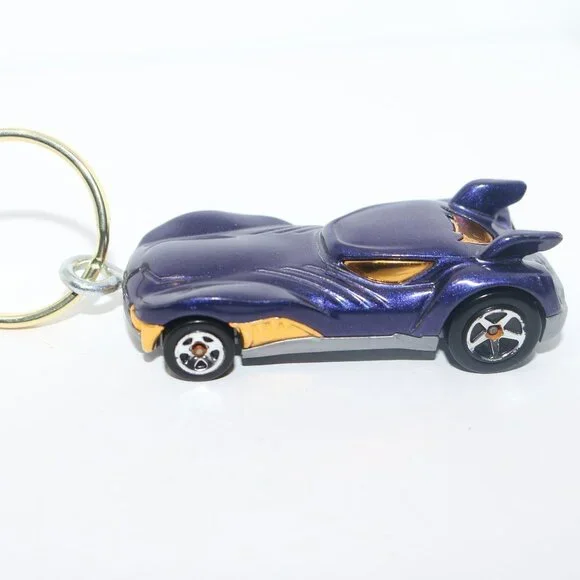 Hot Wheels multipack 2016 purple Howlin' Heat CUSTOM keychain