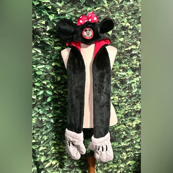 Disney Parks Minnie Mouse Mickey Mouseketeers Faux Fur Hat w/ Scarf Mittens