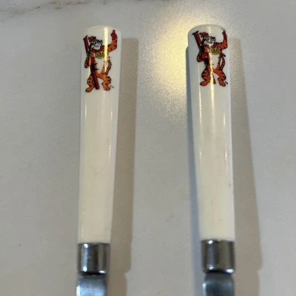 VTG KELLOGG's TONY THE TIGER CEREAL SPOON USA OLYMPICS ADVERTISING PREMIUM‎