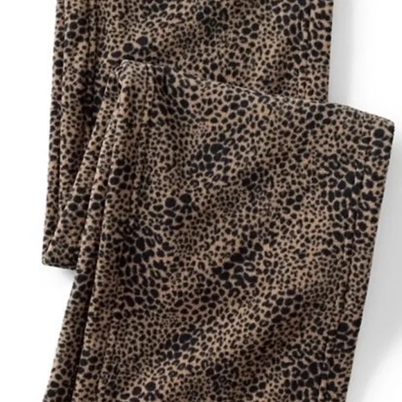 Lands' End Fleece Leopard Print Scarf New with Tags