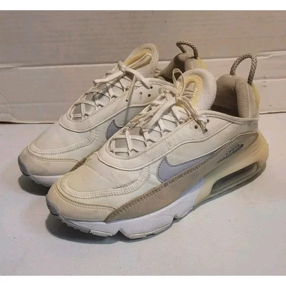 Nike Air Max 2090 Women's Shoes Size 7 (DA8702-100) White Tan