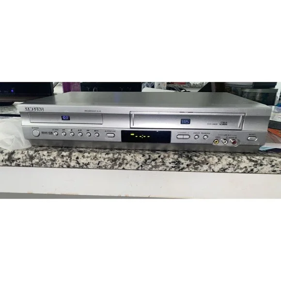 Samsung DVD-V4600C DVD/VCR 4 Head Hi-Fi Combo Player, No Remote/AV PARTS&REPAIR