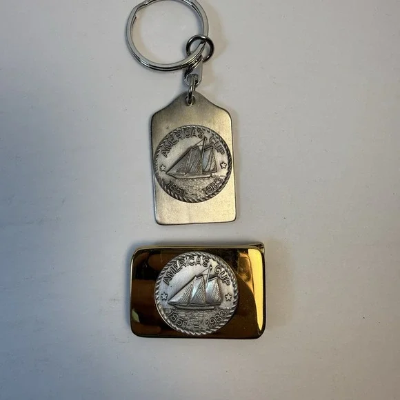 Vintage AMERICA's CUP 1983 Australia II Keychain and Brass‎ Belt Buckle
