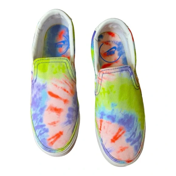 Nike Court Legacy Sneaker Slip On Athletic Shoe Womens US 9
