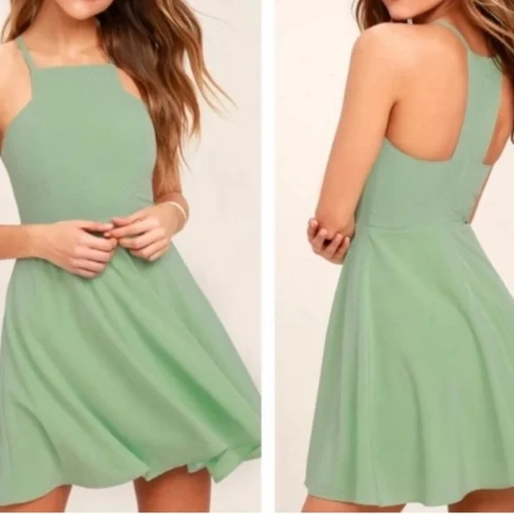 Lulu’s Fit and Flare Dress Size Large Mint Green Excellent Condition