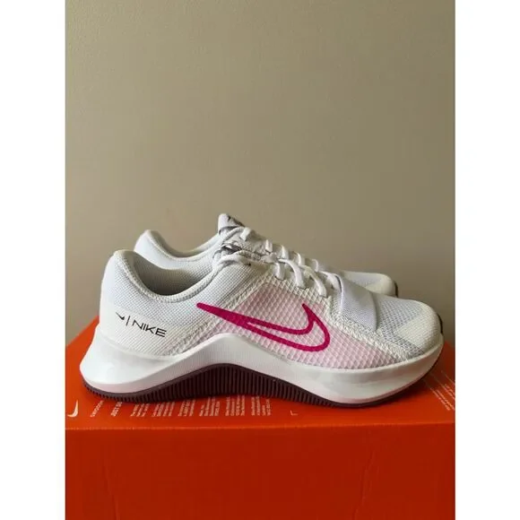 Nike MC Trainer 2 White Pink Foam DM0824-105 Women’s Size 6