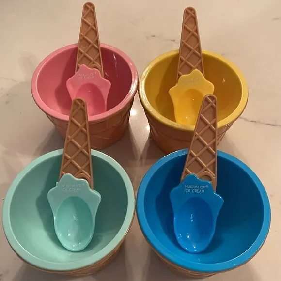 Museum of Ice Cream Bowl and Spoon Set (4)