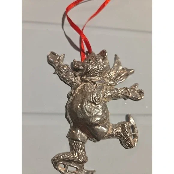 Camelot Pewter Skating Bear Vintage 3.5