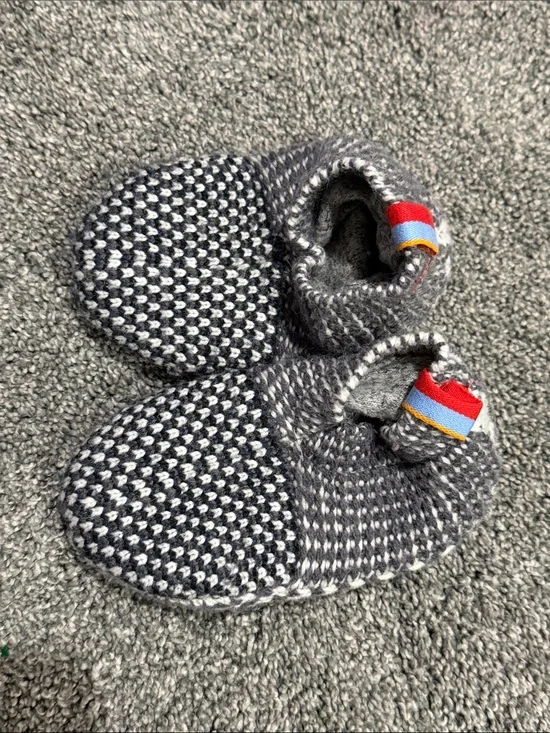Bombas Gray & White Baby Slipper Socks with Red & Blue Heel Tabs