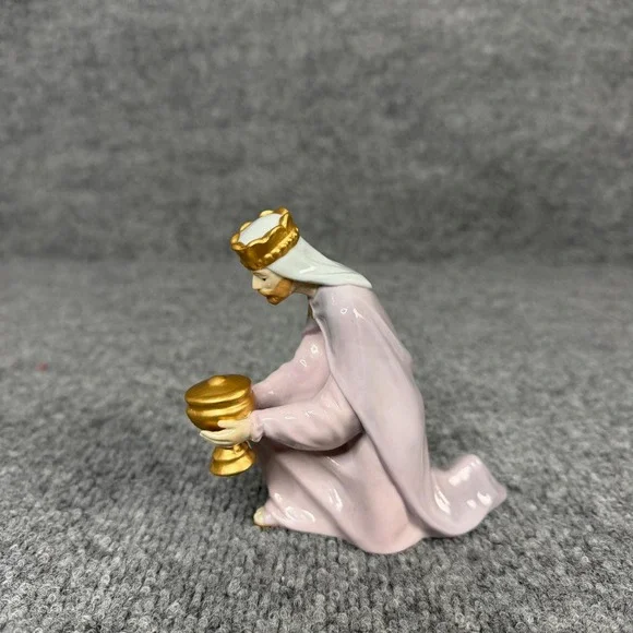 Vintage Avon Magi Balthasar‎ Figurine Bethlehem Nativity Christmas Decor