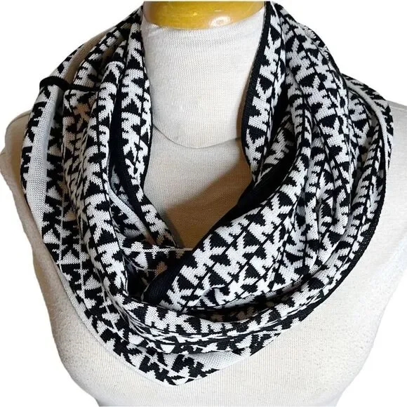 MICHAEL Michael Kors Signature Stripe Infinity Loop Scarf Black White One Size